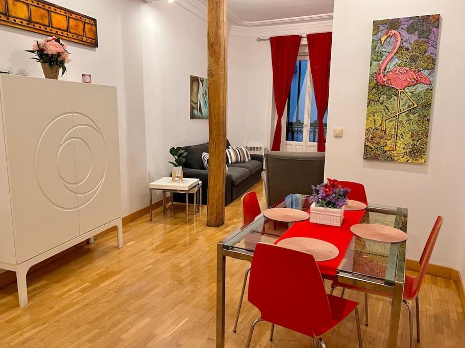 Alojamiento Entero Centro: Piso . Chueca Apartment Madrid Exterior photo